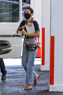 Lucy Hale feet photo thumbnail