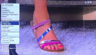 Courtney Khondabi feet photo thumbnail