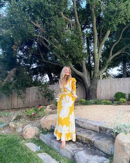 Ali Larter feet photo thumbnail