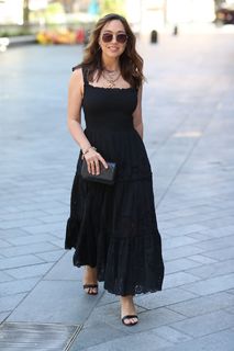 Myleene Klass feet photo thumbnail
