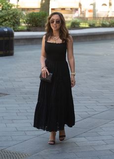 Myleene Klass feet photo thumbnail