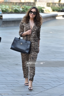Myleene Klass feet photo thumbnail