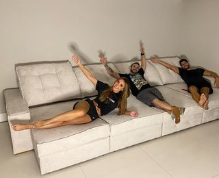 Nicole Bahls feet photo thumbnail