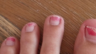 Colleen Ballinger feet photo thumbnail