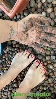 Franciely Freduzeski feet photo thumbnail