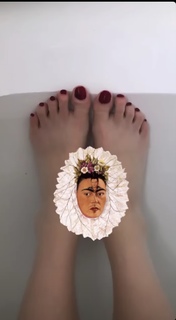 Anya Taylor-Joy feet photo thumbnail
