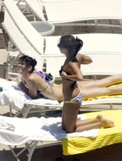 Ashley Tisdale feet photo thumbnail