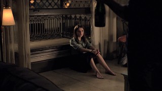 Anna Kendrick feet photo thumbnail