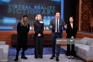 Claire Danes feet photo thumbnail