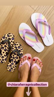 Chiara Ferragni feet photo thumbnail