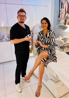Anna Popek feet photo thumbnail
