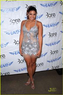 Jordin Sparks feet photo thumbnail