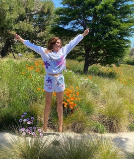 Cindy Crawford feet photo thumbnail