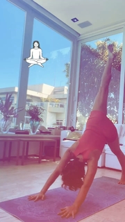 Flávia Alessandra feet photo thumbnail