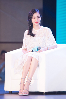 Angelababy feet photo thumbnail