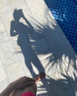 Seyma Subasi feet photo thumbnail