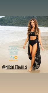 Nicole Bahls feet photo thumbnail