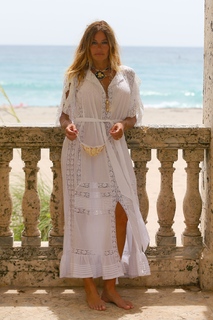 Kelly Bensimon feet photo thumbnail