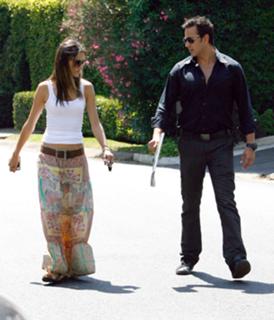 Alessandra Ambrosio feet photo thumbnail
