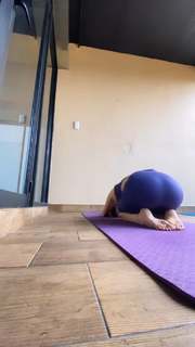 Yoseline Hoffman feet photo thumbnail