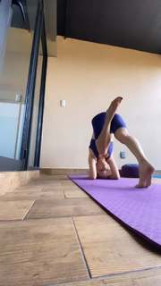 Yoseline Hoffman feet photo thumbnail