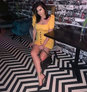 Imogen Thomas feet photo thumbnail