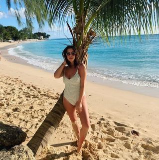 Imogen Thomas feet photo thumbnail