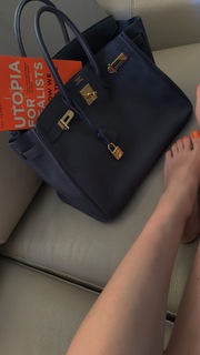 Xenia Tchoumitcheva feet photo thumbnail