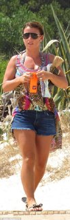 Coleen Rooney feet photo thumbnail