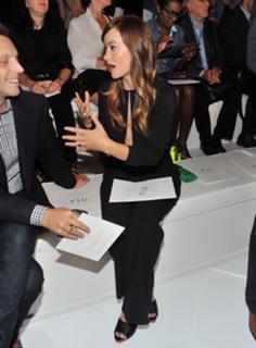 Olivia Wilde feet photo thumbnail