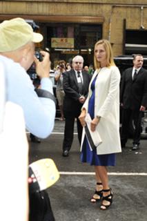 Uma Thurman feet photo thumbnail