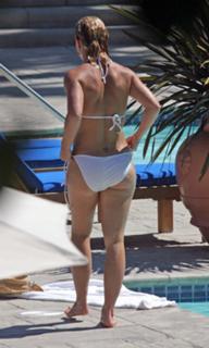 Britney Spears feet photo thumbnail
