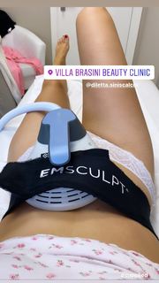 Chiara Ferragni feet photo thumbnail