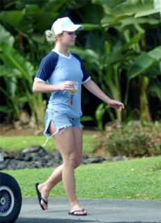 Britney Spears feet photo thumbnail