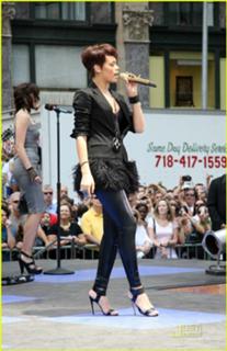 Rihanna feet photo thumbnail