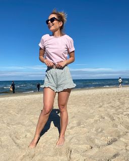 Paulina Sykut feet photo thumbnail