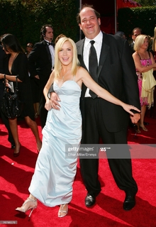 Angela Kinsey feet photo thumbnail