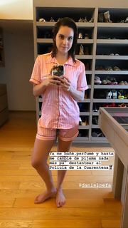 Tania Rincón feet photo thumbnail