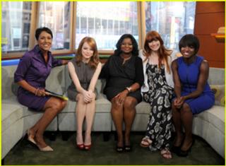 Bryce Dallas Howard feet photo thumbnail