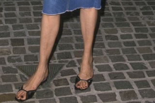Famke Janssen feet photo thumbnail