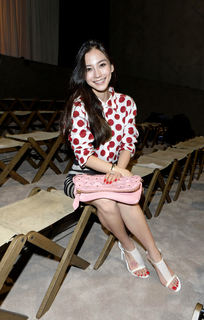 Angelababy feet photo thumbnail