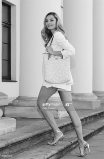Malgorzata Socha feet photo thumbnail