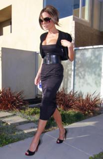Victoria Beckham feet photo thumbnail