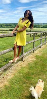 Michelle Keegan feet photo thumbnail