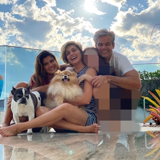 Flávia Alessandra feet photo thumbnail