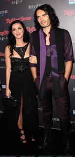 Katy Perry feet photo thumbnail