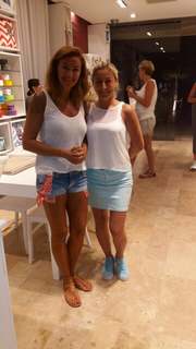 Pinar Altug feet photo thumbnail
