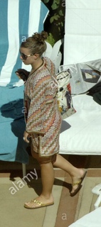 Coleen Rooney feet photo thumbnail