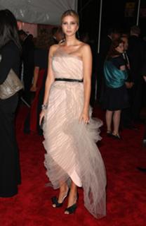 Ivanka Trump feet photo thumbnail