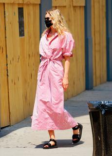 Elsa Hosk feet photo thumbnail